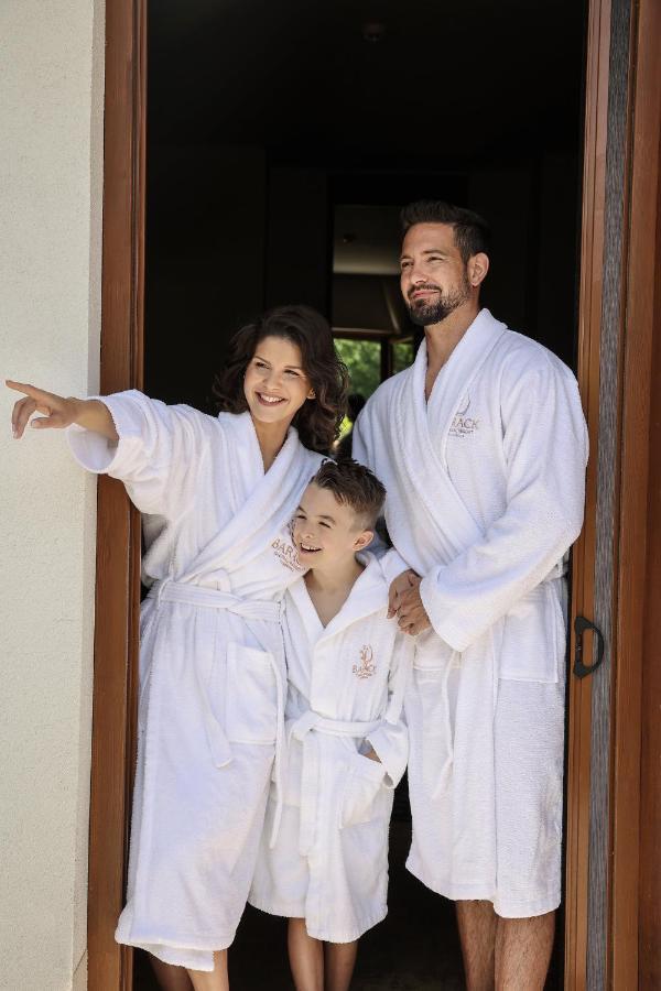 Barack Thermal Hotel And Spa Tiszakecske Ngoại thất bức ảnh