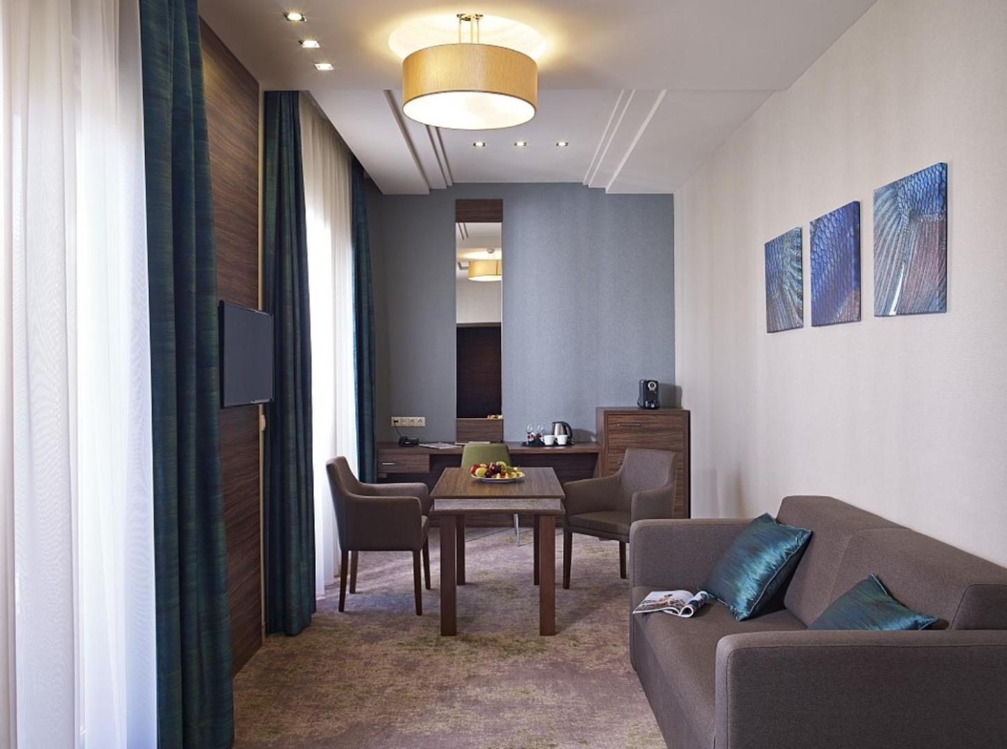 Barack Thermal Hotel And Spa Tiszakecske Ngoại thất bức ảnh